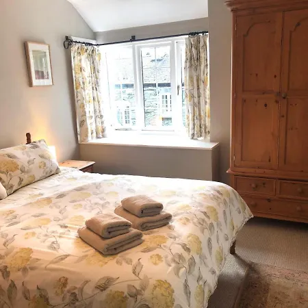 White Lion Chapel Stile